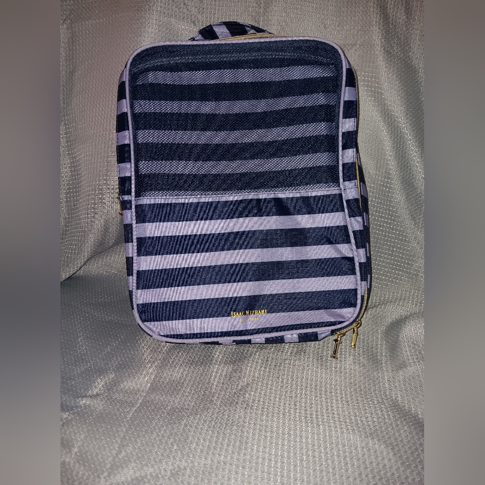This is a Isaac Mizrahi travel bag